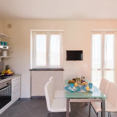 Apartment Trionfo Di Mare Civezza